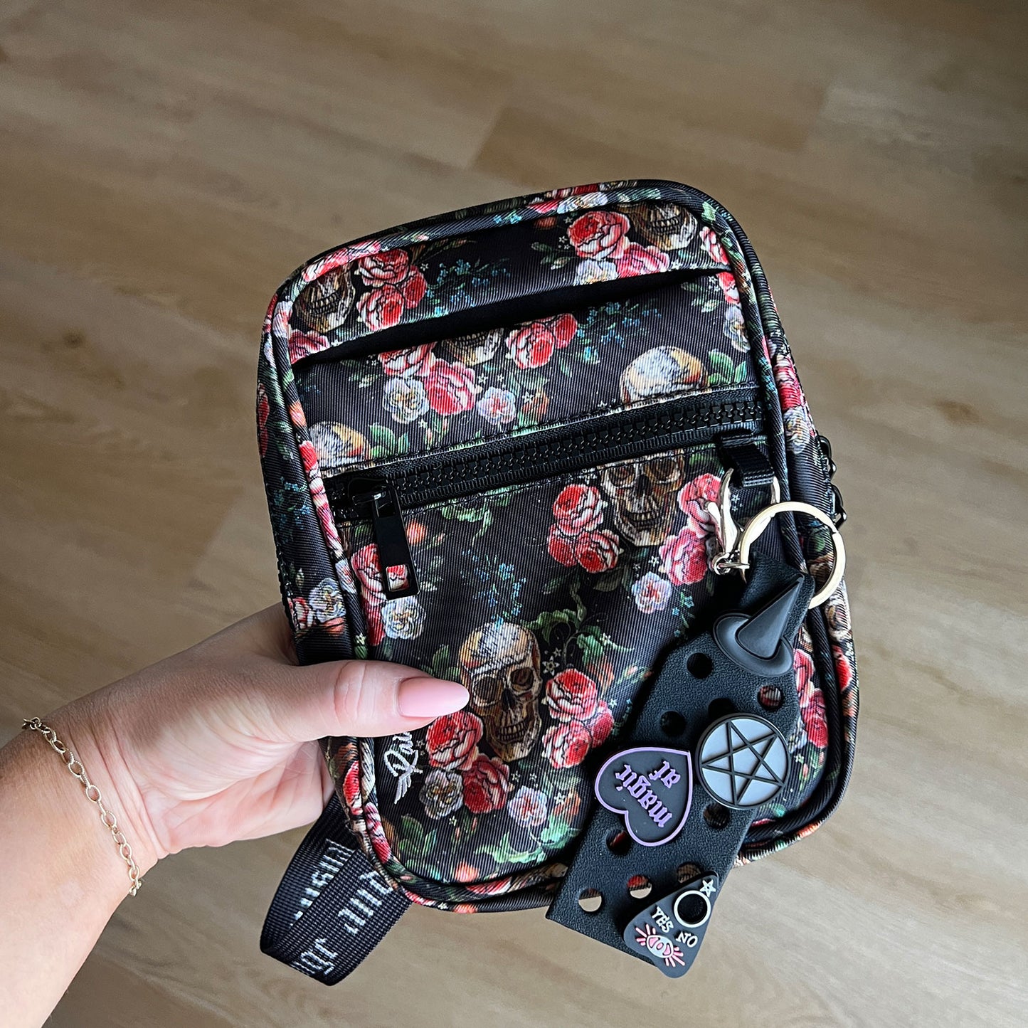 Skulls & Roses